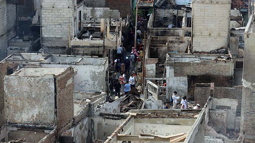Sisa-Sisa Kebakaran Ratusan Rumah Warga Taman Sari - Bagian 5