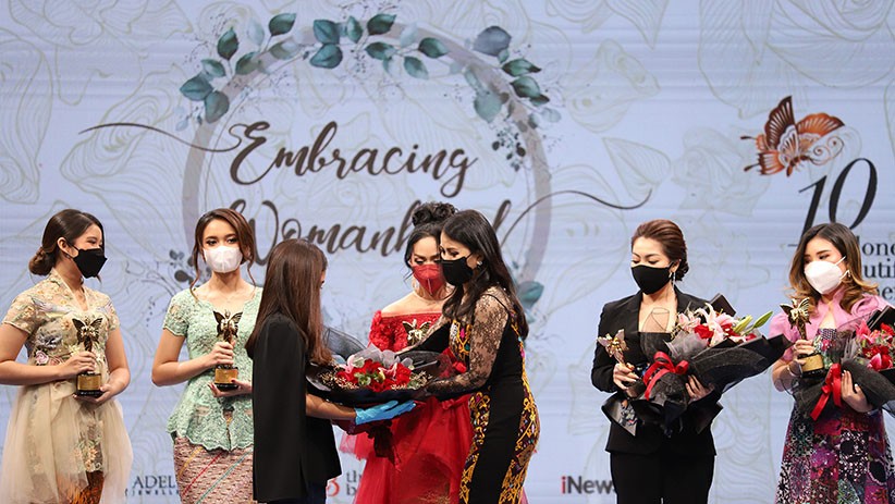 21 Perempuan Indonesia Cantik Berprestasi Terima Penghargaan IBW 2020-2021 - Bagian 2