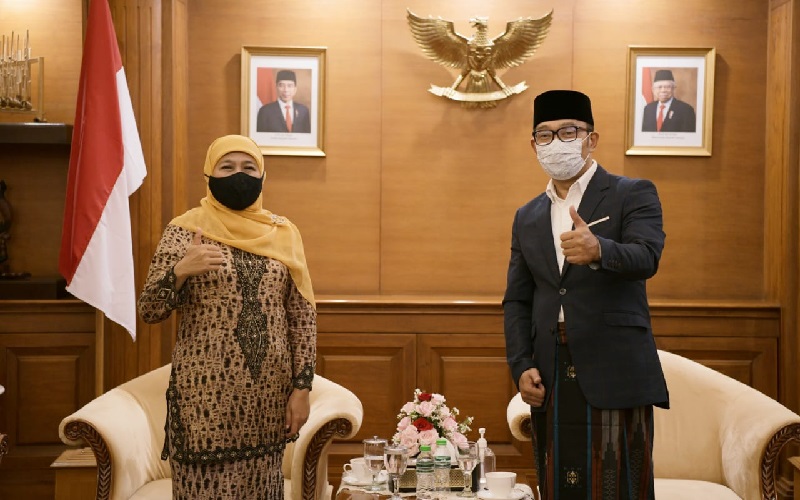 Ridwan Kamil-Khofifah Bertemu di Gedung Sate, Ada yang Bilang Bahas Pilpres 2024
