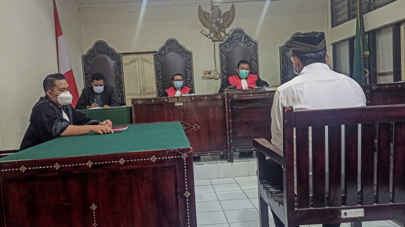 Mahasiswa yang Bunuh dan Gantung Pacar Dituntut 15 Tahun, Keluarga Korban Kecewa
