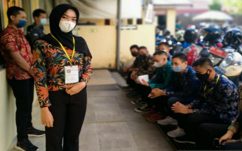 title Gadis Berhijab Keturunan Tiongkok Bercita-cita Jadi Polwan, Ini Kisahnya Gadis Berhijab Keturunan Tiongkok Bercita-cita Jadi Polwan, Ini Kisahnya