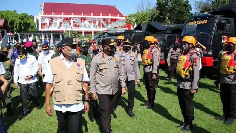 title Gubernur Olly Ajak Seluruh Elemen dan Stakeholder di Sulut Siaga Hadapi Bencana Gubernur Olly Ajak Seluruh Elemen dan Stakeholder di Sulut Siaga Hadapi Bencana