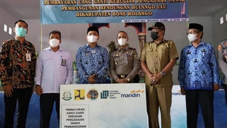 Warga Terima Pembayaran Ganti Rugi Pembangunan Waduk, Bupati Pastikan Tak Ada Pungli