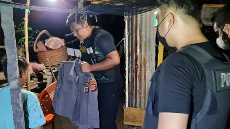 title Polwan Gadungan yang Suka Beradegan Tak Senonoh di Medsos Ditangkap Polres Bitung Polwan Gadungan yang Suka Beradegan Tak Senonoh di Medsos Ditangkap Polres Bitung