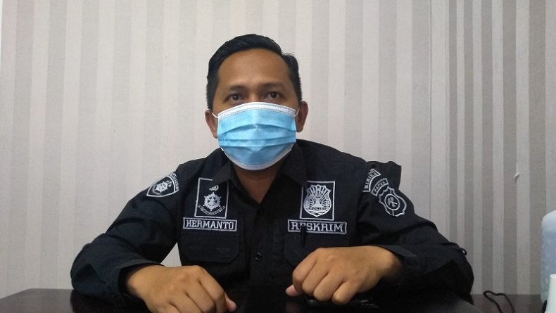 title Kasat Reskrim Polres Mimika Akui Sudah 2 Kali Dikerjai Oknum Penipu dengan Modus Catut Nama Kasat Reskrim Polres Mimika Akui Sudah 2 Kali Dikerjai Oknum Penipu dengan Modus Catut Nama