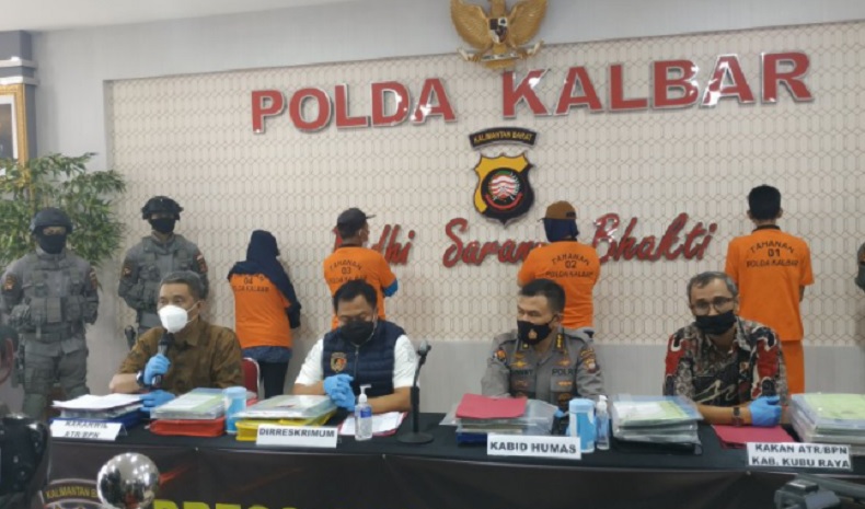 Polda Kalbar Tangkap Empat Mafia Tanah di Kubu Raya, Kerugian Rp1 Triliun