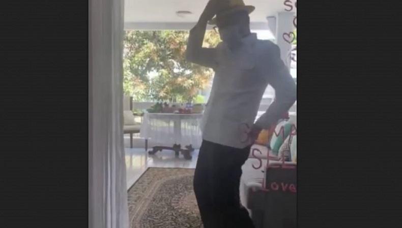 Hibur Atalia yang Terkena Covid, Ridwan Kamil Menari Moonwalk ala Michael Jackson