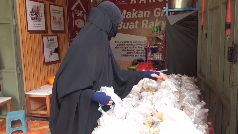 Rumah Makan Rakyat Diserbu Warga, Sediakan Santapan Berbuka Puasa Gratis Setiap Hari
