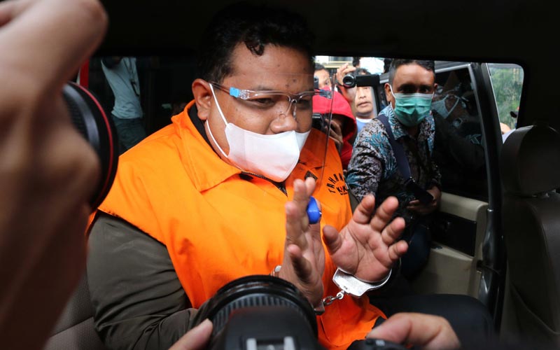 Jadi Tersangka Suap, KPK Tahan Wali Kota Tanjungbalai M Syahrial - Bagian 6