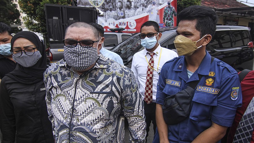 Petugas Damkar Depok Sandi Butar Butar Diperiksa Polisi terkait Kasus Korupsi - Bagian 2
