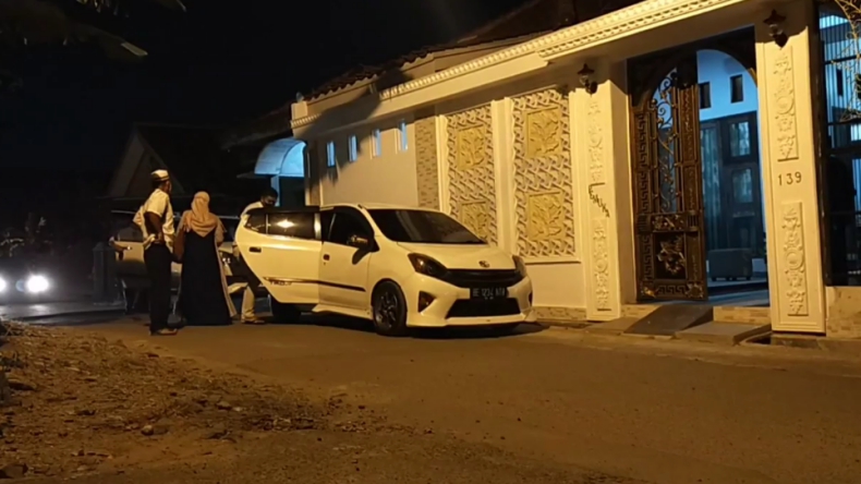 title Keluarga Komandan KRI Nanggala di Bandarlampung Gelar Pengajian Keluarga Komandan KRI Nanggala di Bandarlampung Gelar Pengajian