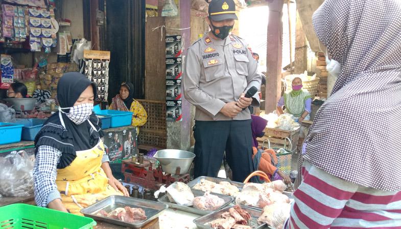 Harga Daging Ayam di Kabupaten Semarang Mulai Turun