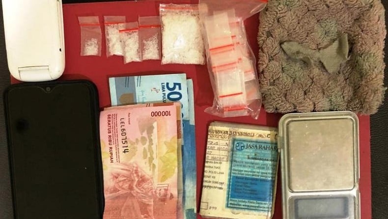 Jadi Pengedar Sabu, Laki-Laki Paruh Baya di Nagan Raya Ditangkap Polisi