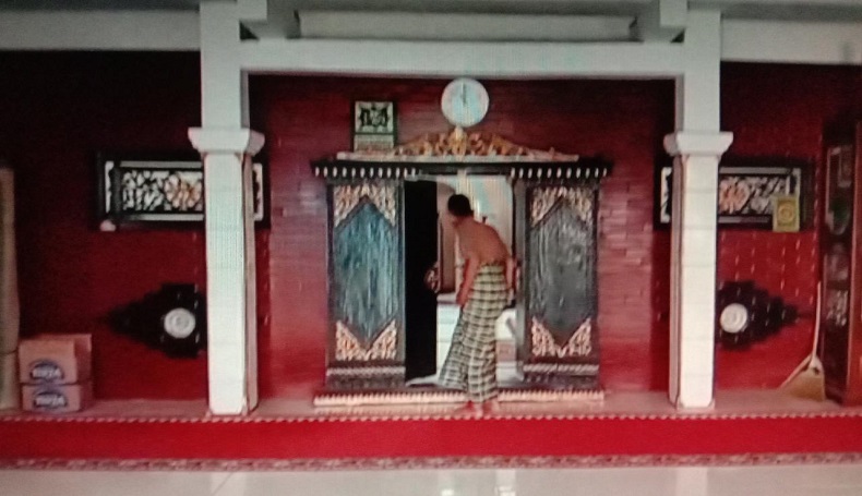  Masjid Pejlagrahan Cirebon, Tempat Salat dan Mengaji Istri Sunan Gunung Jati