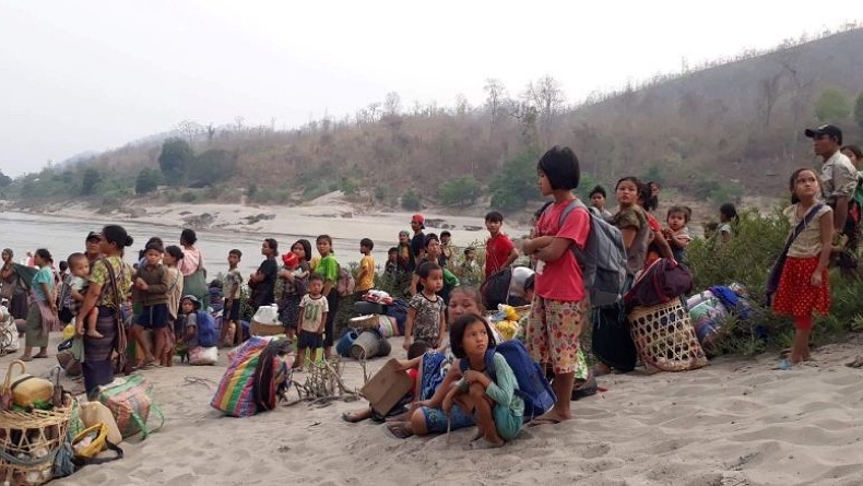Pertempuran di Myanmar Dekat Perbatasan Thailand Mengerikan