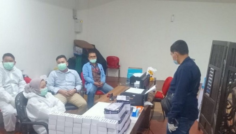 title Palsukan Proses Rapid Test Antigen, 5 Petugas Farmasi di Kualanamu Dibekuk Polisi Palsukan Proses Rapid Test Antigen, 5 Petugas Farmasi di Kualanamu Dibekuk Polisi