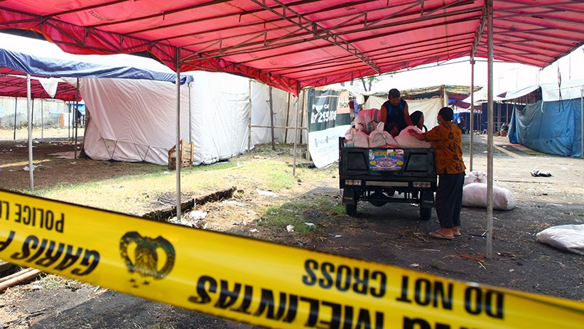 Bazar Ramadan di Tangsel Ditutup Petugas Gabungan karena Timbulkan Kerumunan - Bagian 1