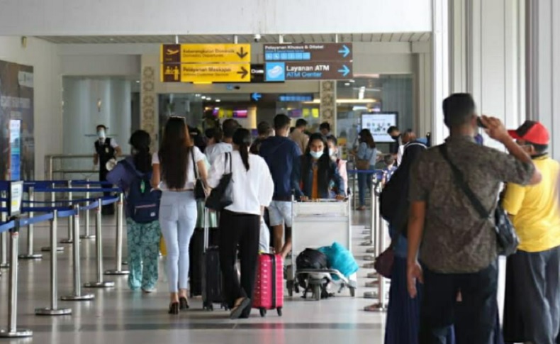 title Larangan Mudik, Lonjakan Penumpang Belum Terlihat di Bandara Ngurah Rai Larangan Mudik, Lonjakan Penumpang Belum Terlihat di Bandara Ngurah Rai