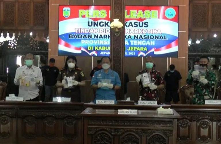 BNNP Jateng Tangkap 6 Kurir dan Pengedar Sabu, Dikendalikan Napi Lapas Semarang