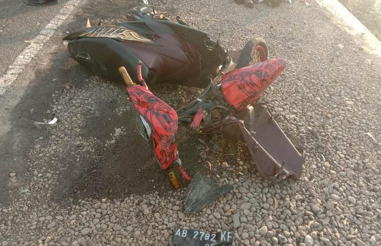  3 Motor Bertabrakan di Kulonprogo, Satu Pengendara Tewas