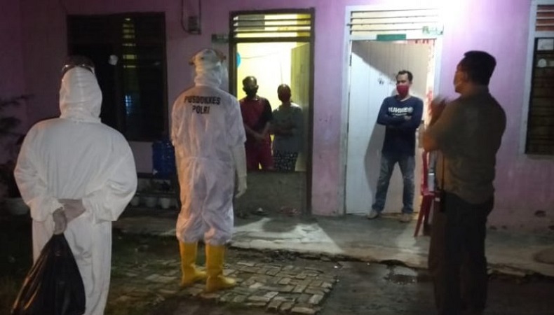 Warga Positif Covid-19 di Jambi Terima Bantuan Sembako