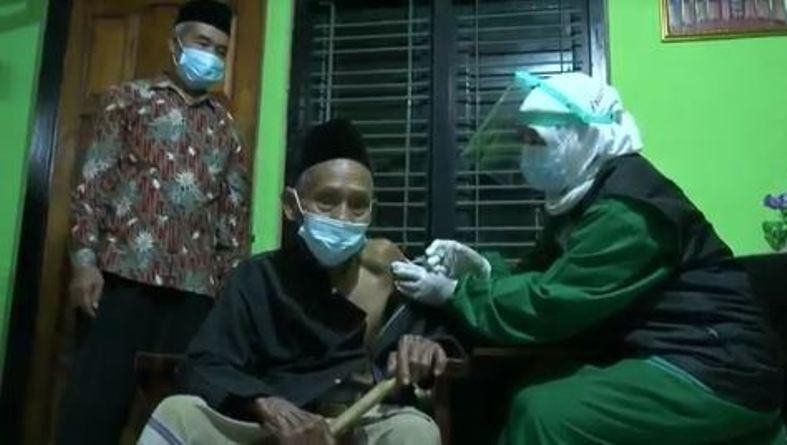 Kejar Percepatan Vaksinasi, Pola Suntikan Vaksin Lansia di Jateng Diubah