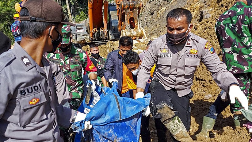 Longsor di Tapsel, BNPB: Pencarian Terus Dilakukan sampai Seluruh Korban Ditemukan