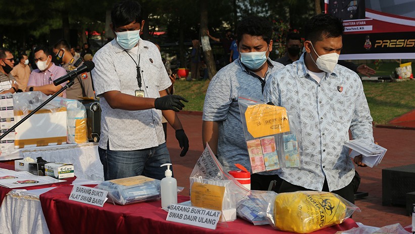 Ini Barang Bukti Alat Swab Antigen Bekas yang Diamankan Polda Sumut - Bagian 2