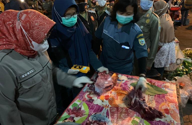 Dispangtan Salatiga Sita Puluhan Kilogram Daging Sapi Glonggongan