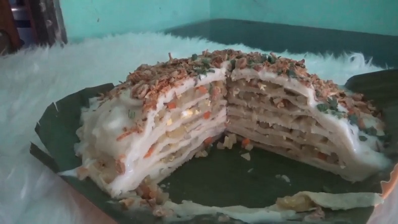  Kue Ipau, Kudapan yang Dijual saat Ramadan Ludes Diborong Warga Sampit