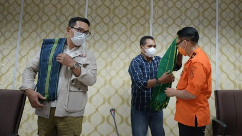 Gubernur Jabar Bertemu Ikatan Keluarga Alumni Pendidikan Tinggi Kepamongprajaan - Bagian 1