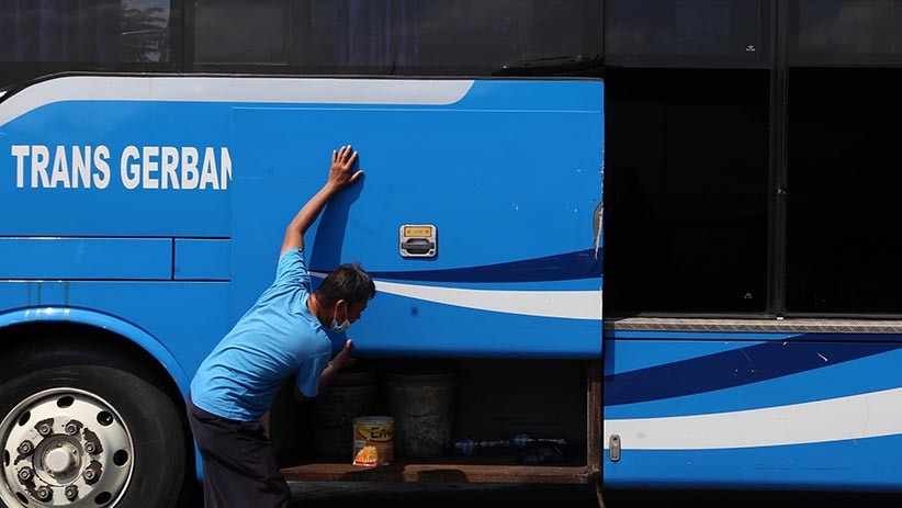 Pekerja Damri Menuntut Hak Dibayar Perusahaan - Bagian 4