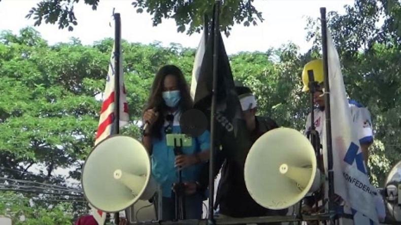 May Day, Ratusan Buruh di Makassar Gelar Aksi Turun ke Jalan
