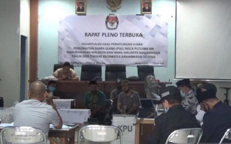 Penghitungan Surat Suara PSU Pilwali Banjarmasin Sempat Alot 