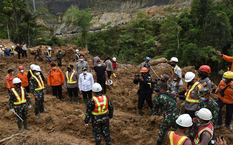 Kapolda Sumut Tinjau Longsor di PLTA Batang Toru Tapanuli Selatan