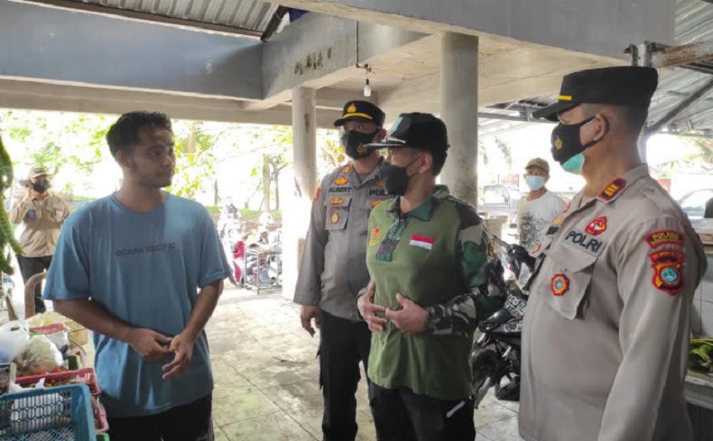 Kasus Covid-19 Melonjak, Razia Prokes Digencarkan di Pasar Muntok 