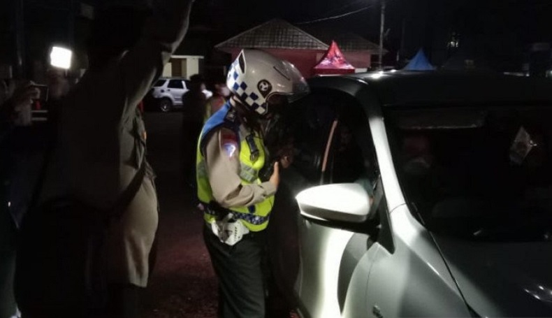 Tak Kantongi Izin Perjalanan, 50 Kendaraan Pemudik Diputarbalikkan di Pos Benda Sukabumi