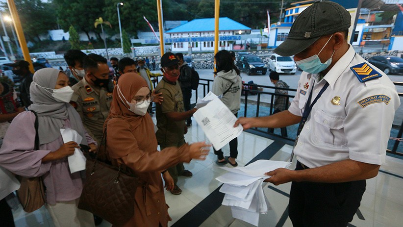 Lonjakan Penumpang Kapal dari Gorontalo Menuju Sulawesi Tengah - Bagian 2