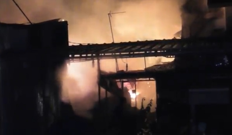 Rumah di Medan Terbakar saat Sahur, Diduga akibat Korsleting Listrik