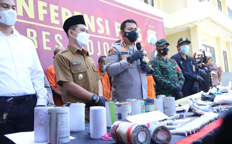 Gerebek 3 Home Industri Petasan, Polisi Sita 70 Kg Peledak dan 2.237 Mercon Siap Edar