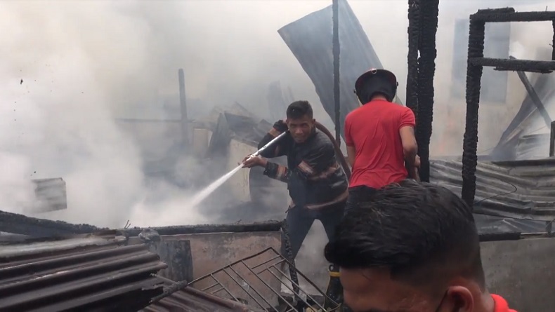 Pemilik Lupa Matikan Kompor saat Masak Takjil, Rumah di Medan Ludes Terbakar