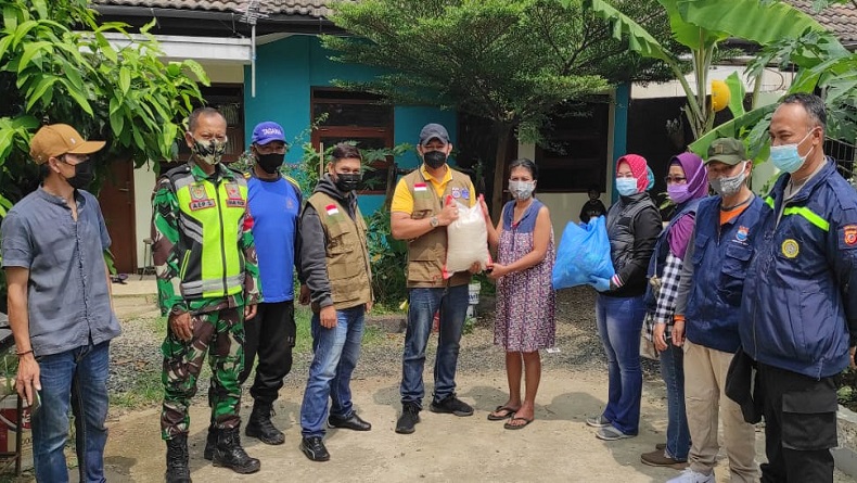 Aparat Kelurahan Sambangi Warga Cimahi yang Curhat di Medsos Tak Makan 3 Hari