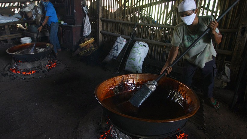 Pembuatan Dodol Betawi Jelang Idul Fitri Meningkat - Bagian 2