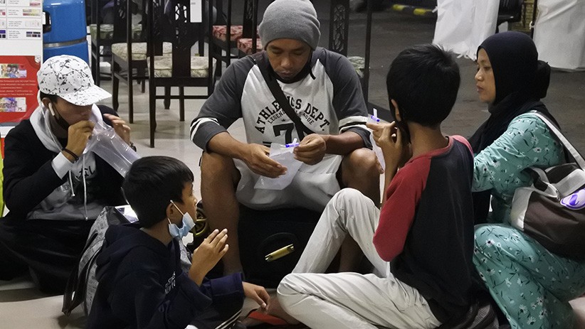 Penumpang Kapal Feri Pelabuhan Merak Wajib Jalani Tes GeNose - Bagian 3