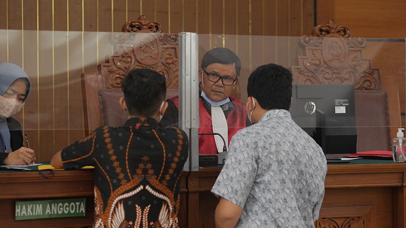 KPK Tidak Hadir, Sidang Praperadilan RJ Lino Ditunda - Bagian 2