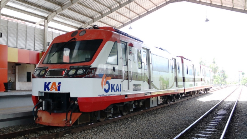 Kereta Api di Sumbar Tetap Jalan Meski Ada Larangan Mudik