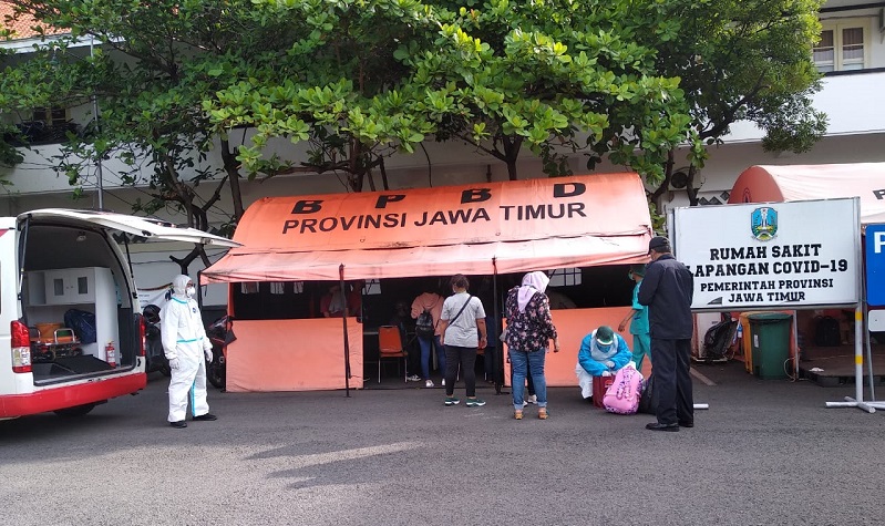 2 TKI Positif Covid-19 Mutasi Baru, Khofifah: Sudah Ditangani di Ruang Khusus 