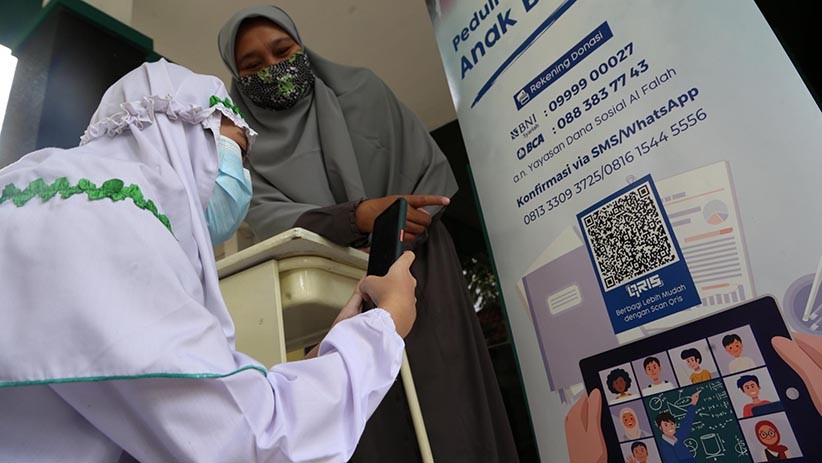 Anak-Anak SD Surabaya Bayar Infaq dan Sedekah Pakai Teknologi QRIS - Bagian 3