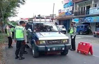 Ngeyel Masuk Blitar, Ratusan Kendaraan Pemudik Diputar Balik