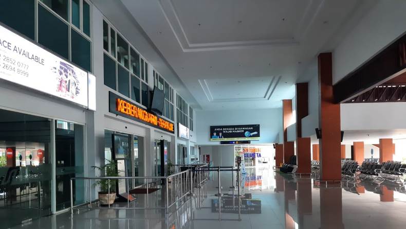 Hari Pertama Larangan Mudik, Bandara Adi Soemarmo Solo Sepi 